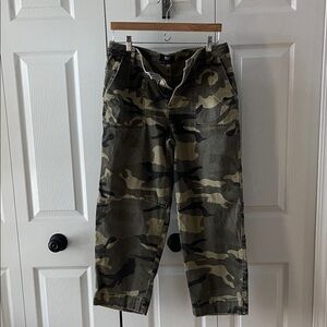 Kut from the Kloth Green Camo Barrel Pants